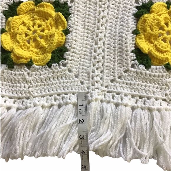 Granny Square Floral Fringed Hem Blanket/Throw - Picture 7 of 7